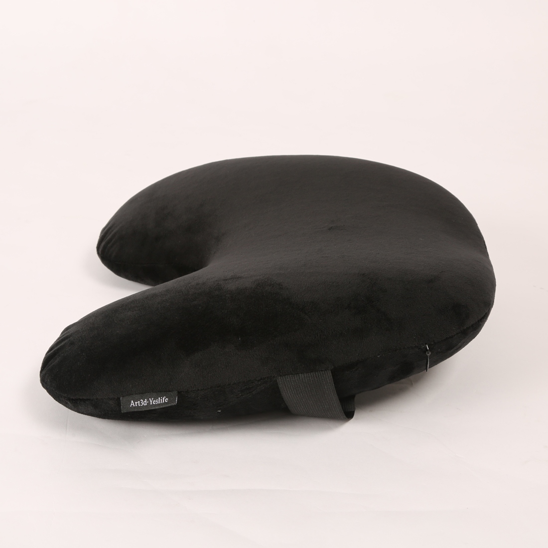 black lumbar pillow